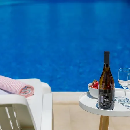 Toni Hébergement de vacances